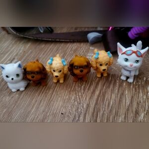 6 Kitty & Puppy In My Pocket Micro-Figures